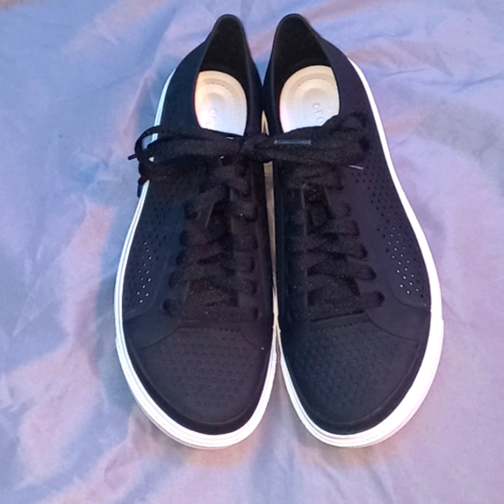 Size 8 white and black Crocs